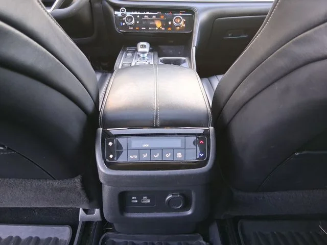Used 2024 Gray INFINITI LUXE image 23