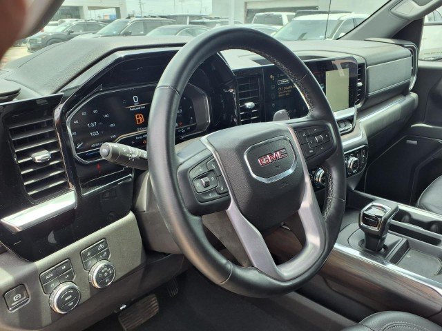 2023 GMC Sierra 1500 SLT - Photo 15