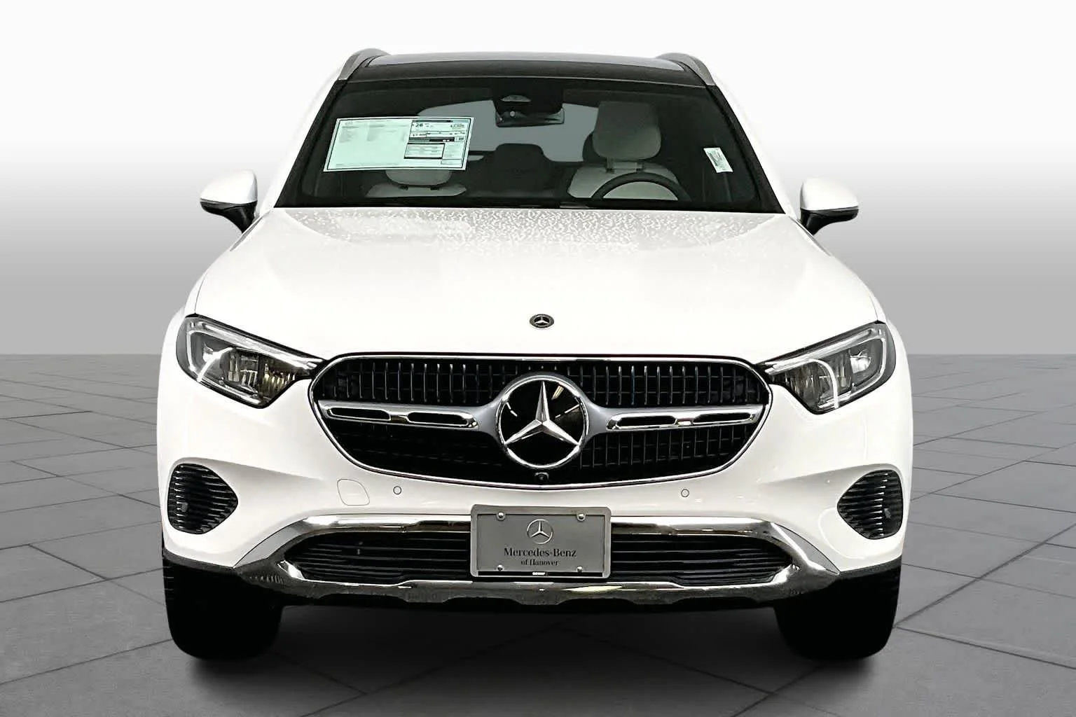 New 2026 Polar White Mercedes-Benz GLC 300 image 3