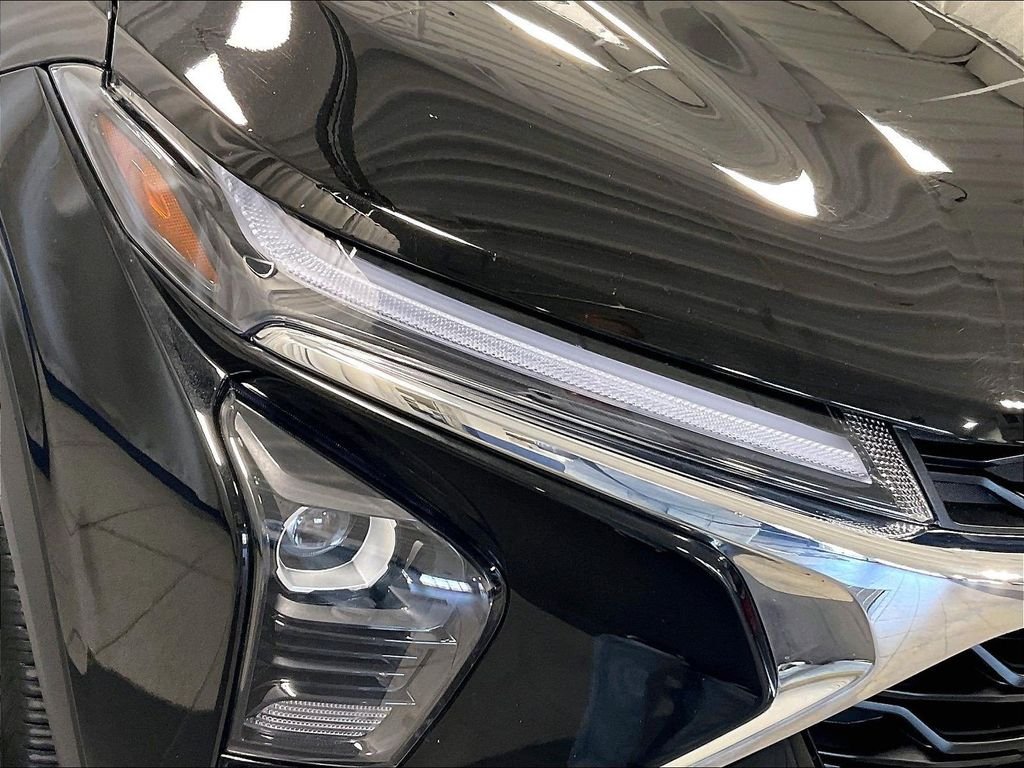 Used 2025 Black Chevrolet LT image 31