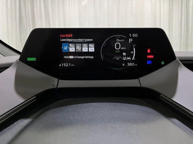 New 2027 Guardian Gray Toyota  XLE image 15