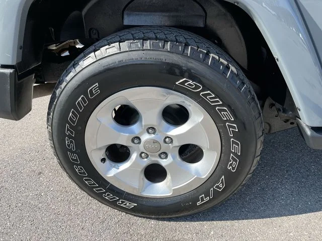 Used 2014 Gray Jeep Sahara image 20