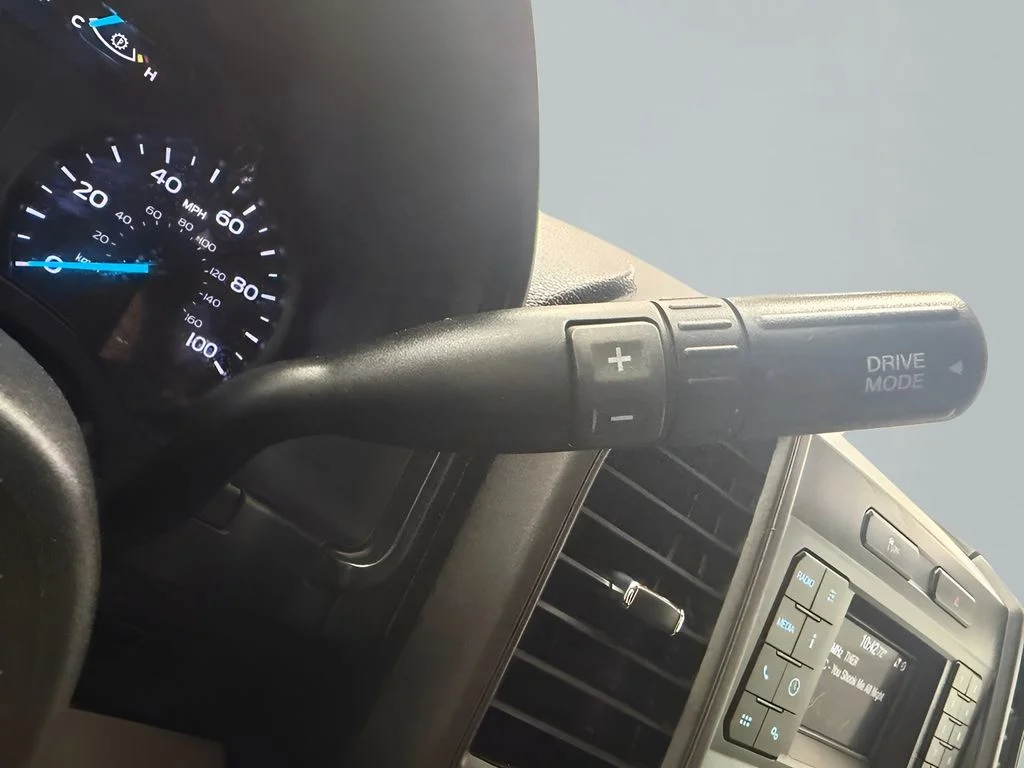 Used 2021 White Ford XL image 17