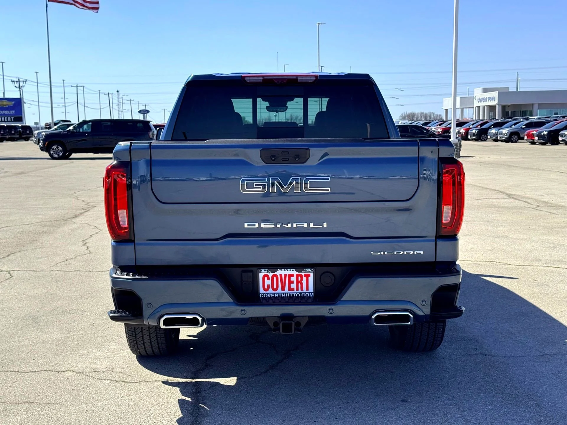 Used 2025 Downpour Metallic GMC Denali Ultimate image 9