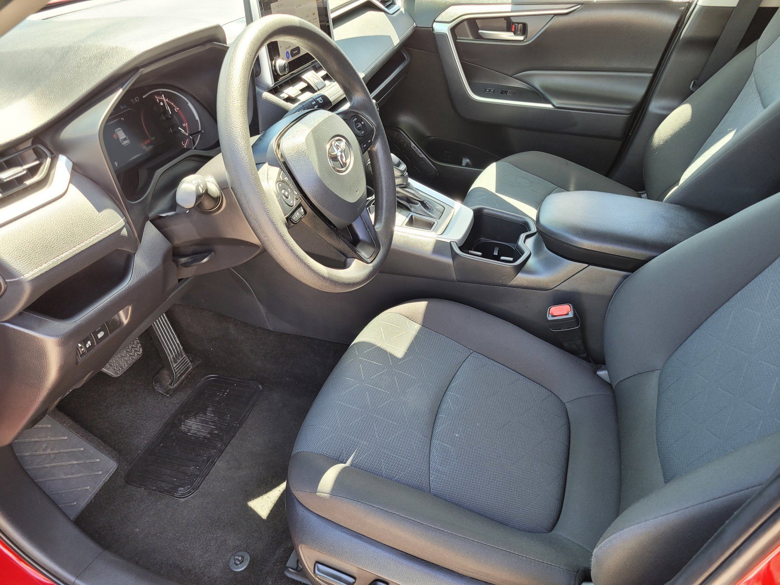 Used 2025 Red Toyota XLE image 15