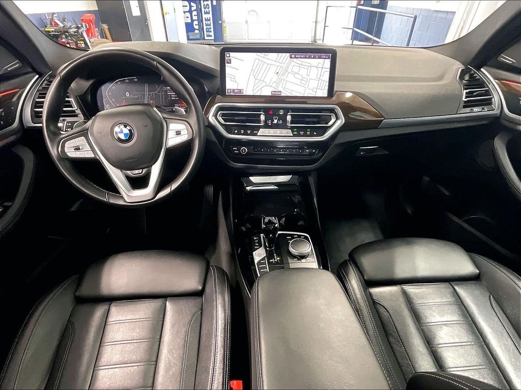 Used 2024 White BMW xDrive30i image 22