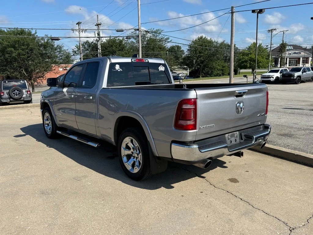Used 2019 Silver Ram Laramie image 9