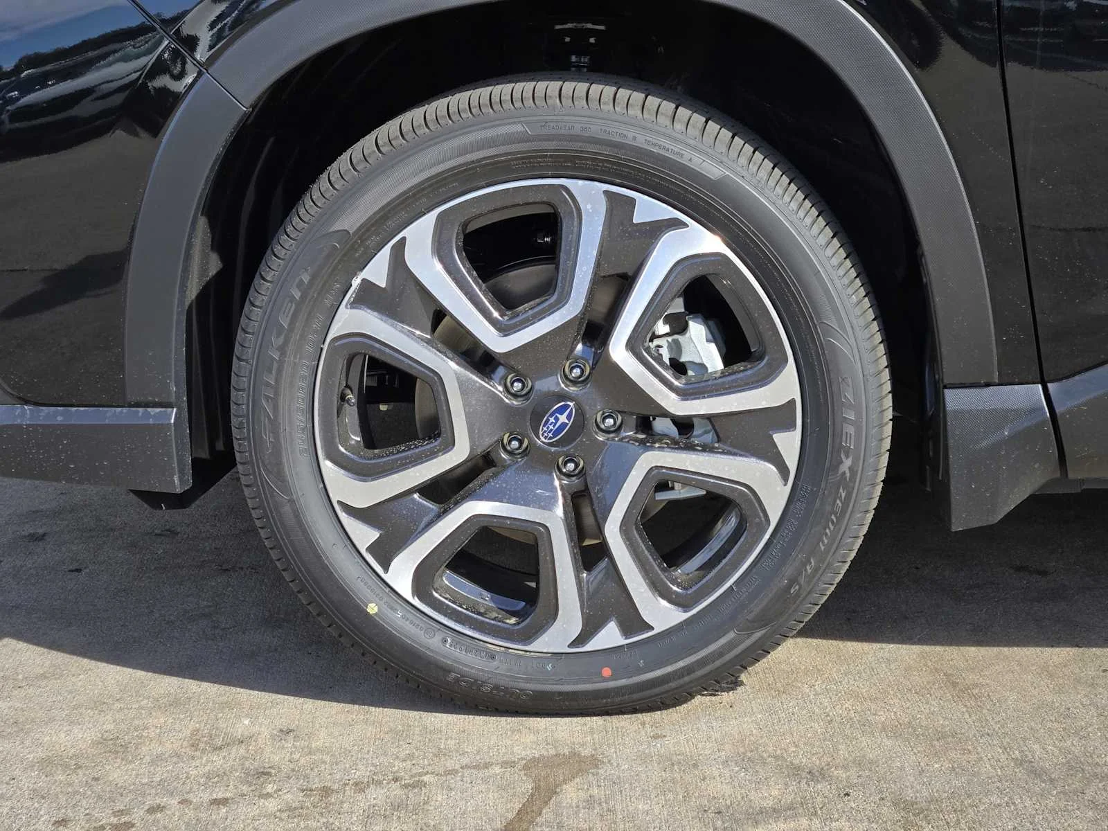 2026 Subaru Ascent Limited - Photo 7