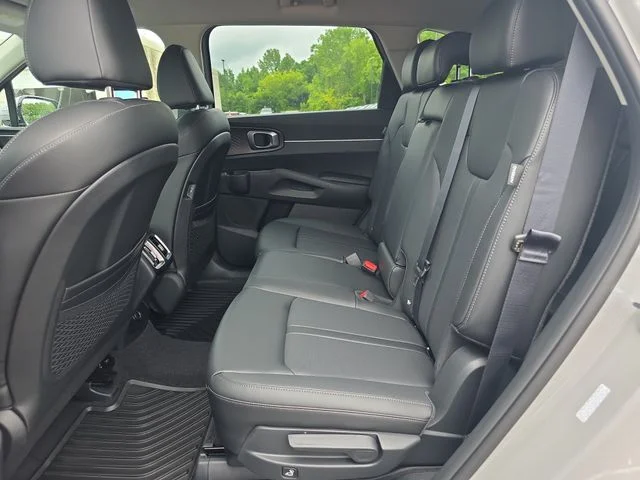 New 2026 Wolf Gray Kia S image 6