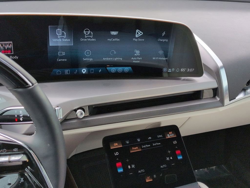 2026 Cadillac VISTIQ Sport - Photo 24