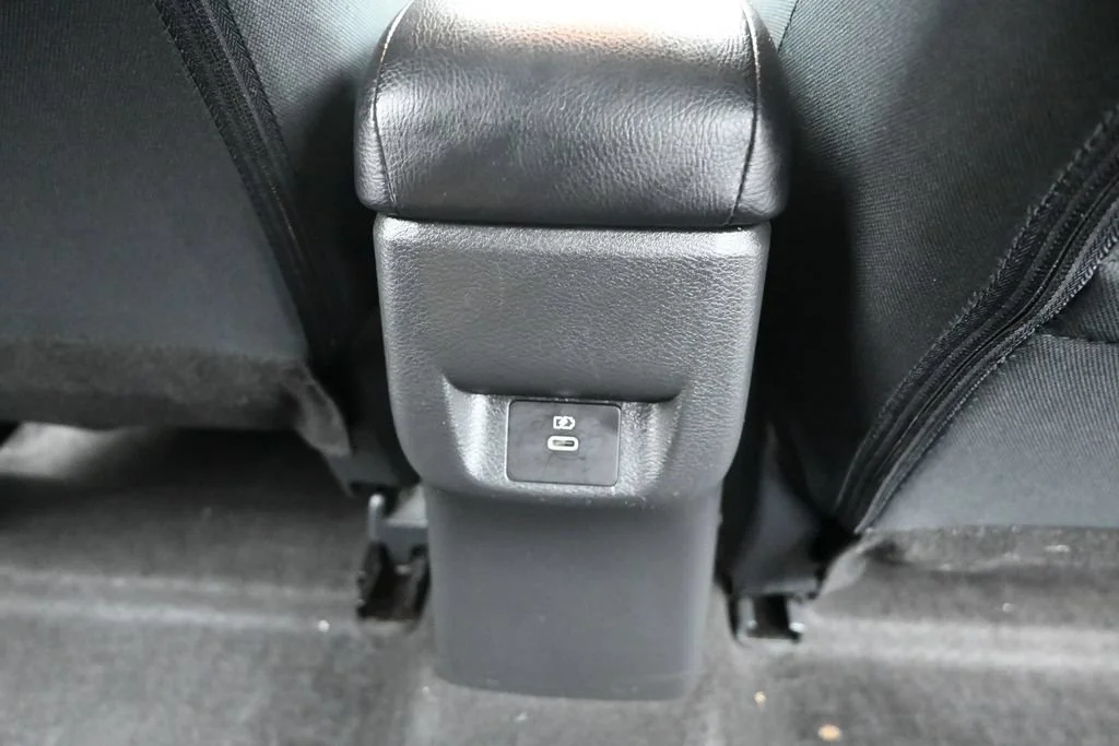 Used 2024 Gun Metallic Nissan 1.6 SR image 18