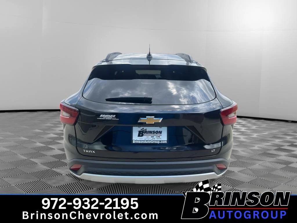 New 2026 Mosaic Black Metallic Chevrolet LT image 8