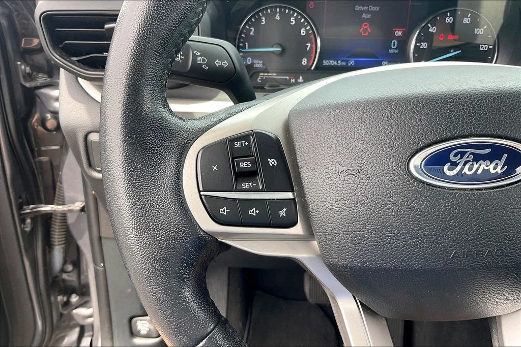 Used 2021 Gray Ford XLT image 17
