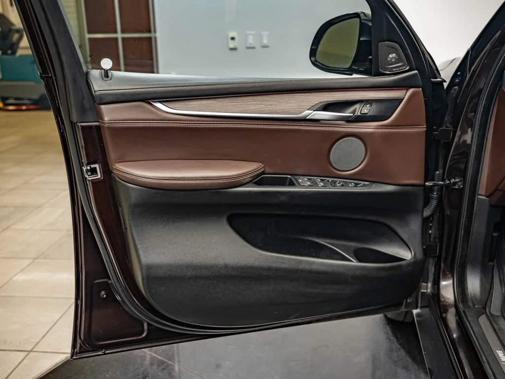 Used 2017 Sparkling Brown Metallic BMW xDrive50i image 16