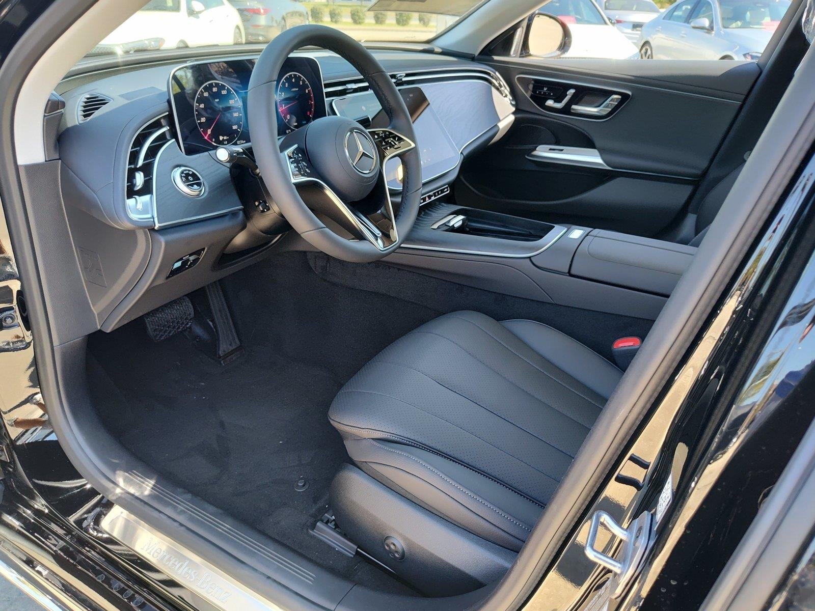 Used 2026 BLACK Mercedes-Benz E 350 image 2