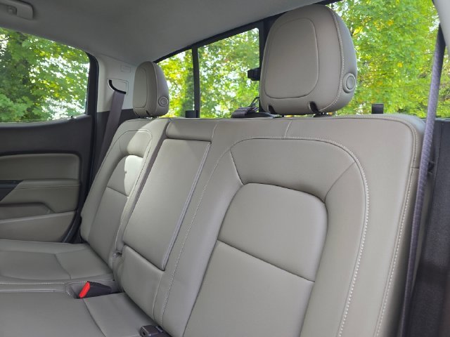 2016 GMC Canyon SLT - Photo 17