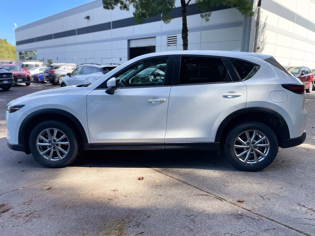 Used 2023 Rhodium White Metallic Mazda 2.5 S Preferred Package image 6