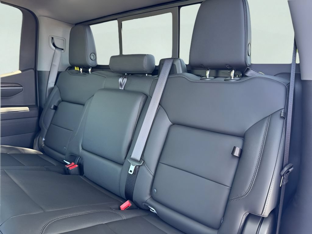 2026 GMC Sierra 1500 SLT - Photo 10