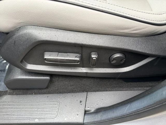 Certified Used 2025 Silver Honda Elite image 18