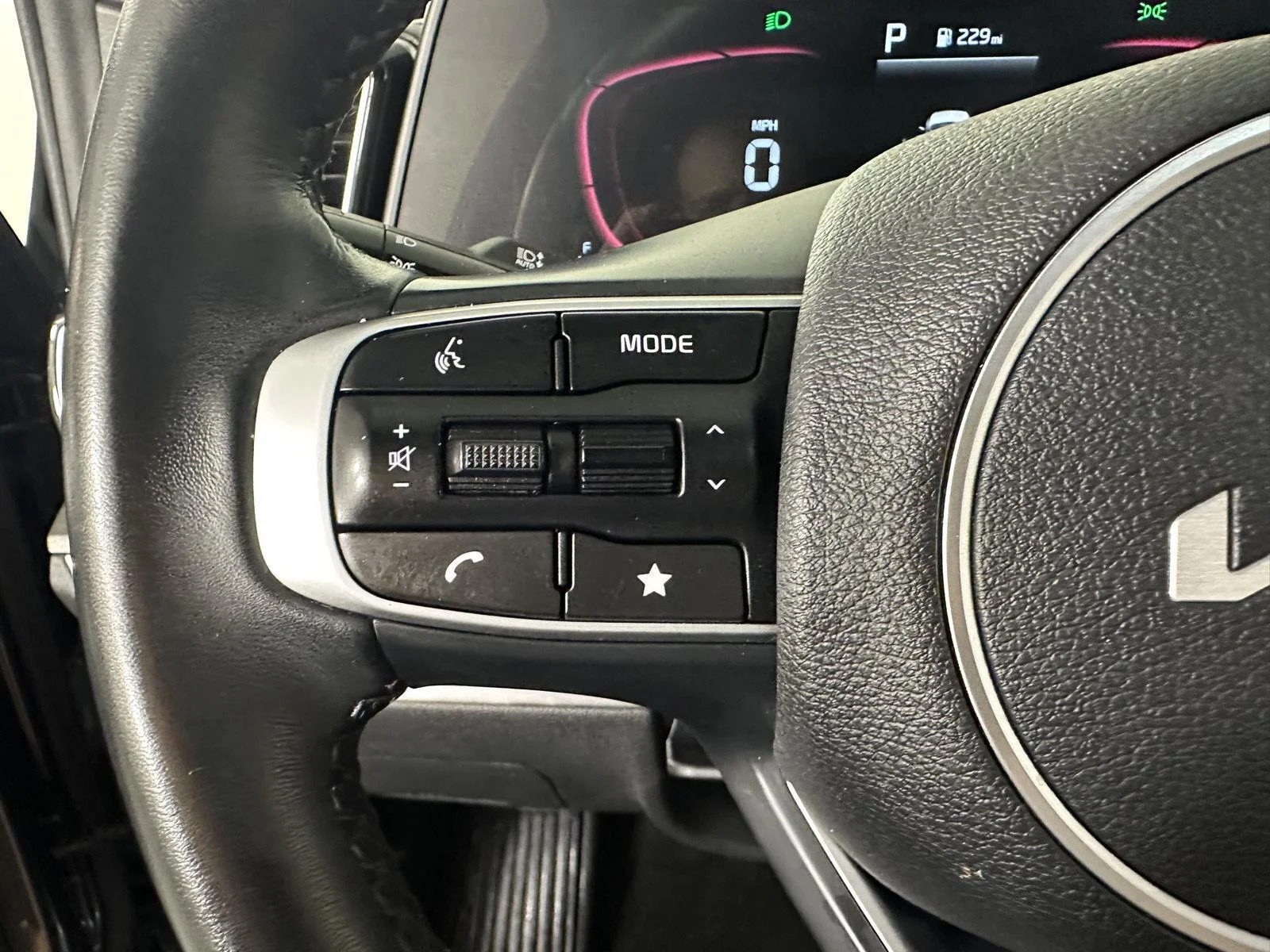 Used 2024 Gravity Gray Kia X-Line image 29