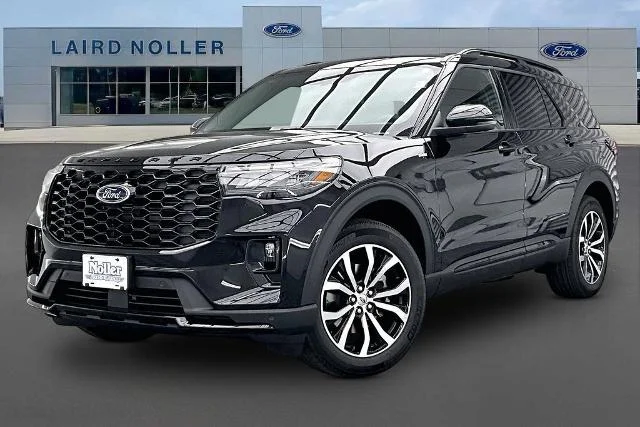 New 2026 Agate Black Metallic Ford ST-Line image 1