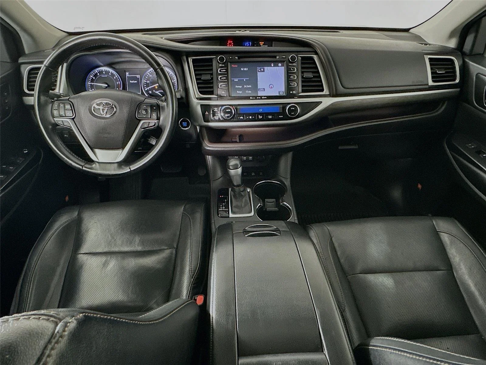 Used 2017 Predawn Gray Mica Toyota Limited image 33