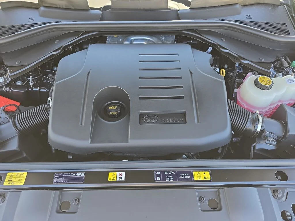 New 2026 Gray Land Rover Dynamic SE image 32