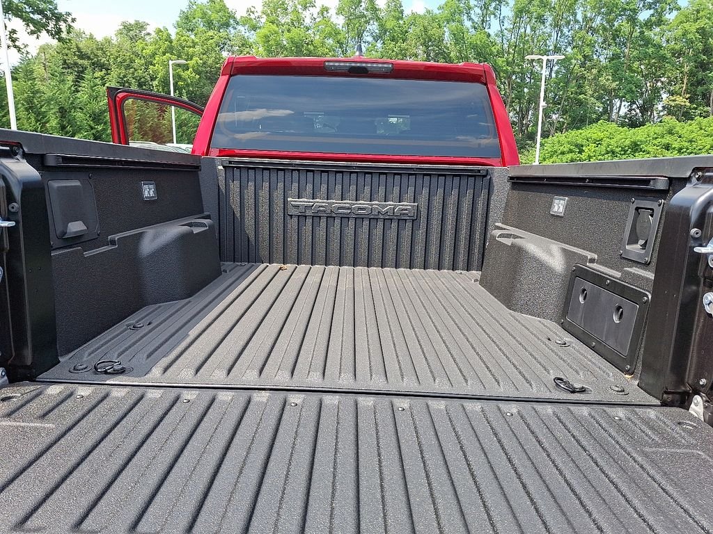 2025 Toyota Tacoma TRD Off Road - Photo 19