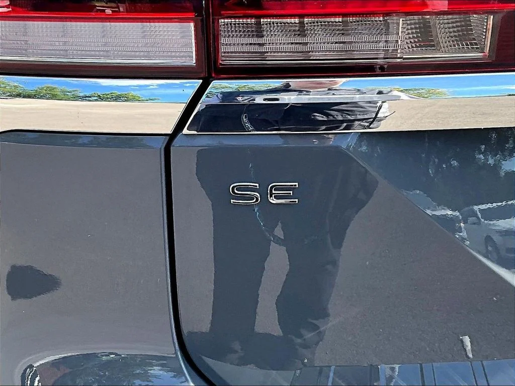 2026 Volkswagen Atlas SE w/Tech - Photo 9