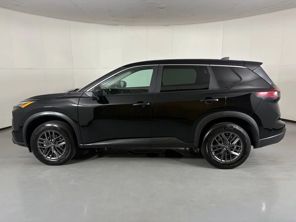 Used 2024 Black Nissan S image 5