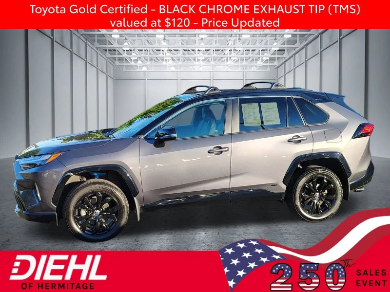 Used 2025 Gray Toyota XSE image 11