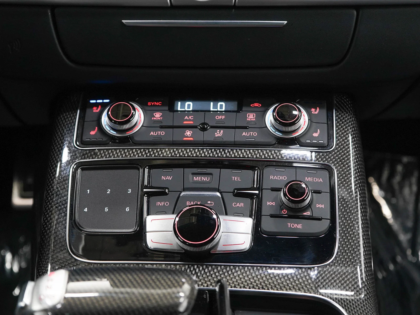 Used 2015 Daytona Gray Pearl Audi 4.0T image 19