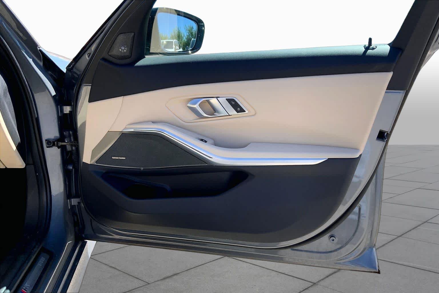 Used 2023 Skyscraper Grey Metallic BMW 330i image 21