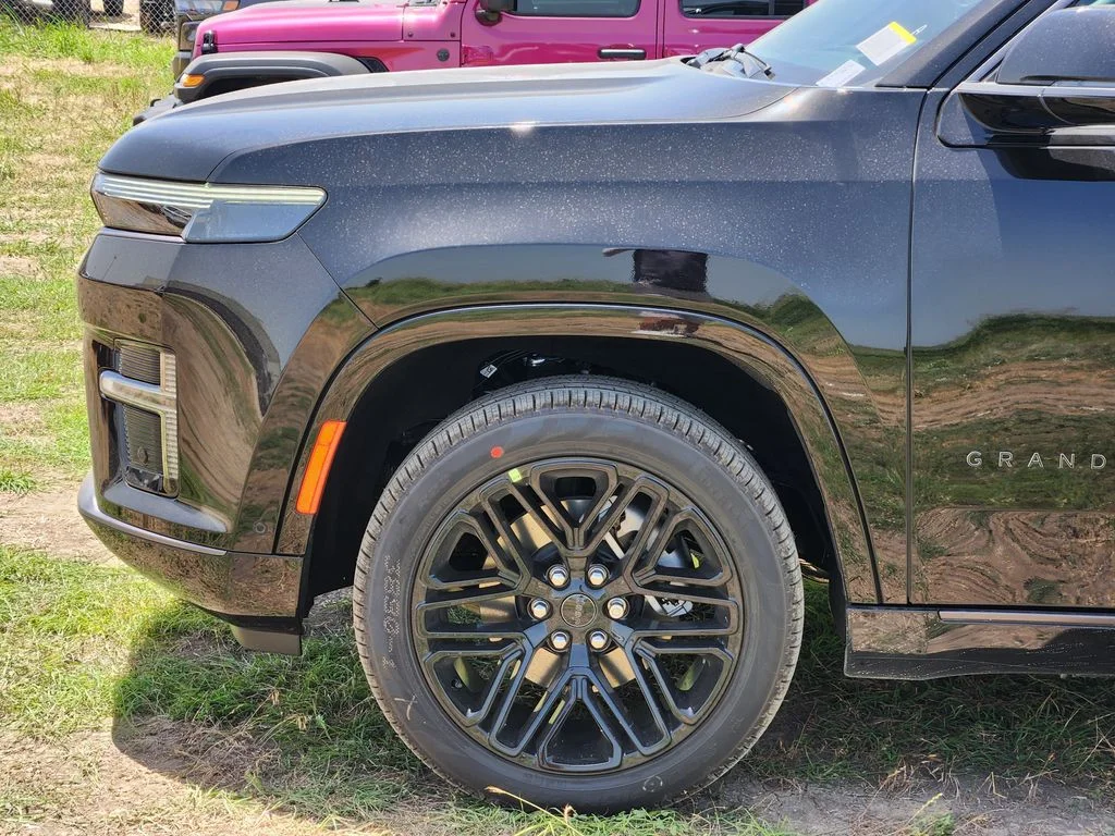 New 2026 High Gloss Black Jeep Limited Reserve image 6
