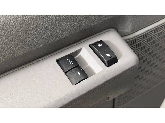 New 2025 Oxford White Ford E-350 SRW image 56
