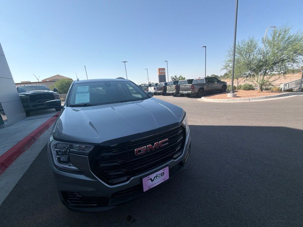 Used 2023 Silver GMC SLE image 3