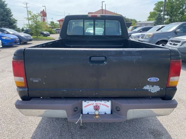Used 1997 Black Ford  image 5