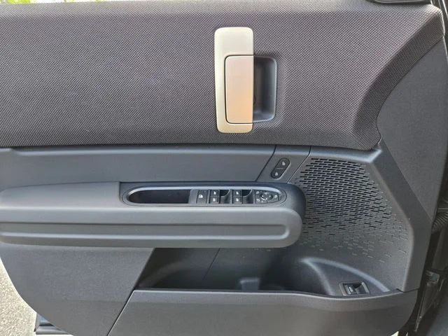 Used 2025 Gray MINI  image 35