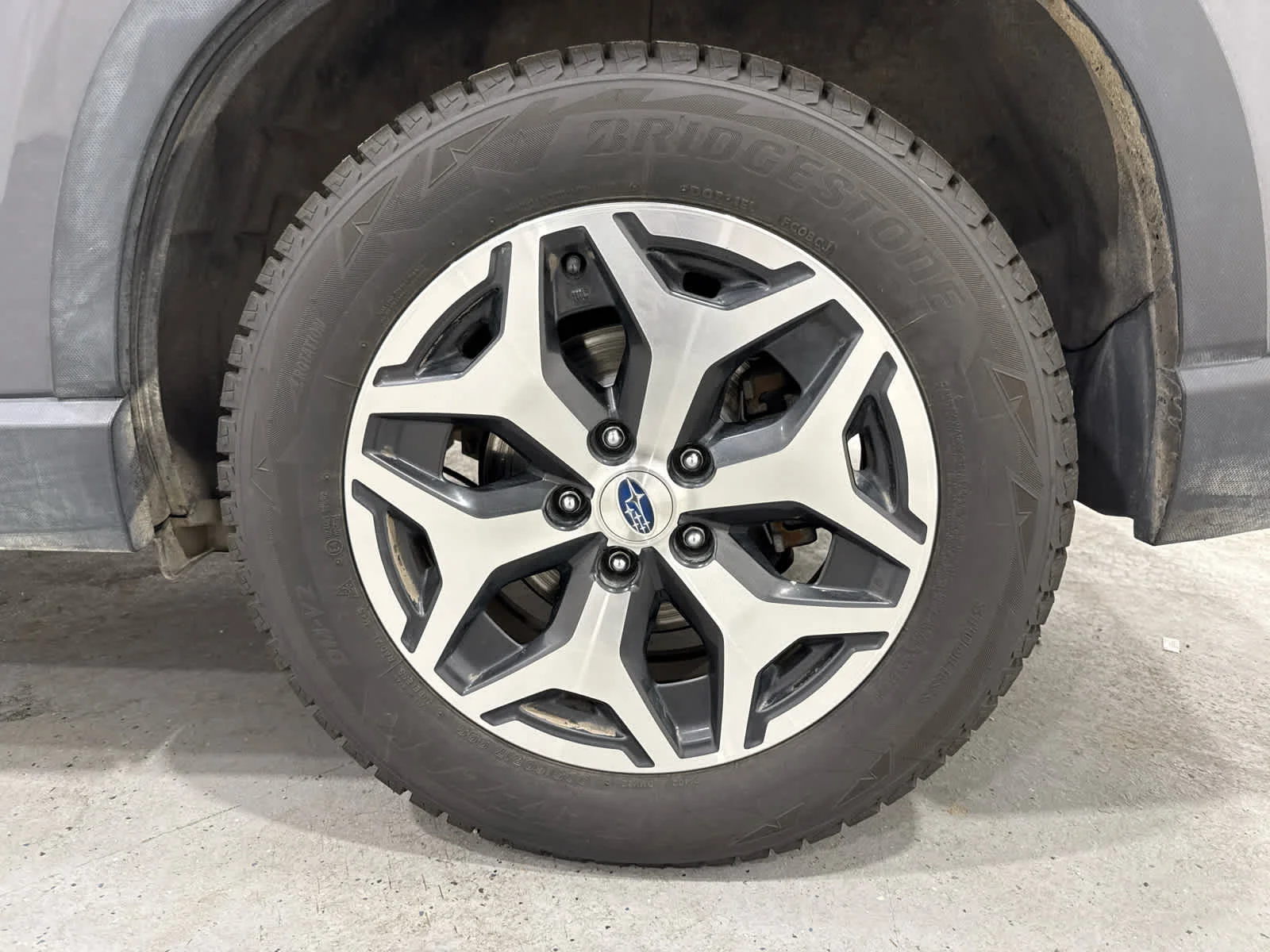 Used 2023  Subaru Premium image 10