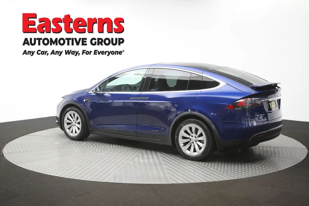Used 2017 Blue Tesla 100D image 59