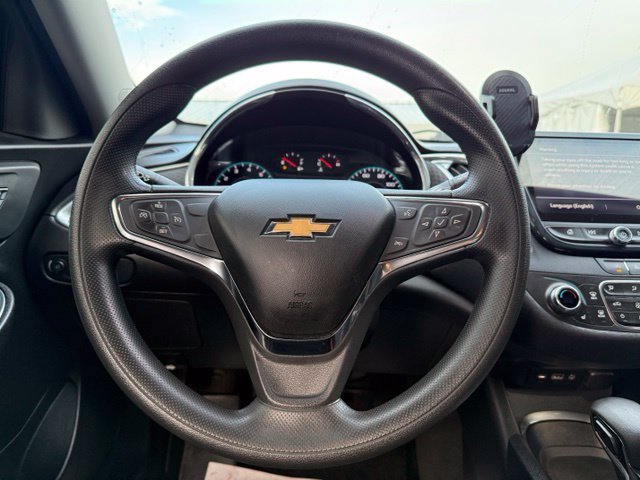 Used 2021 Summit White Chevrolet LT image 18