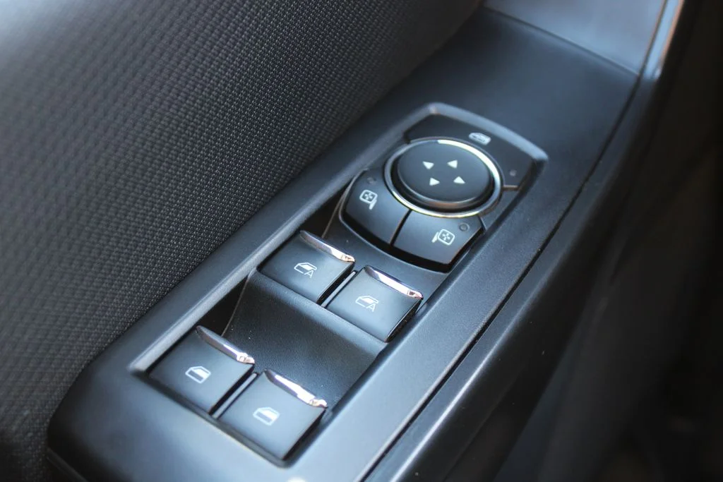 Used 2023 Oxford White Ford XL image 27