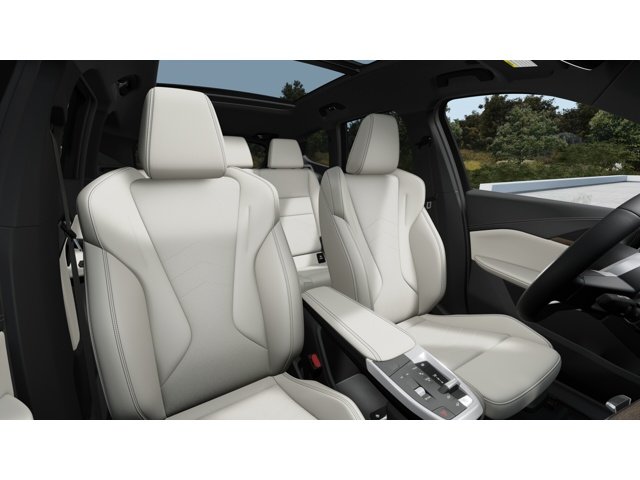 New 2026 Space Silver Metallic BMW xDrive28i image 11