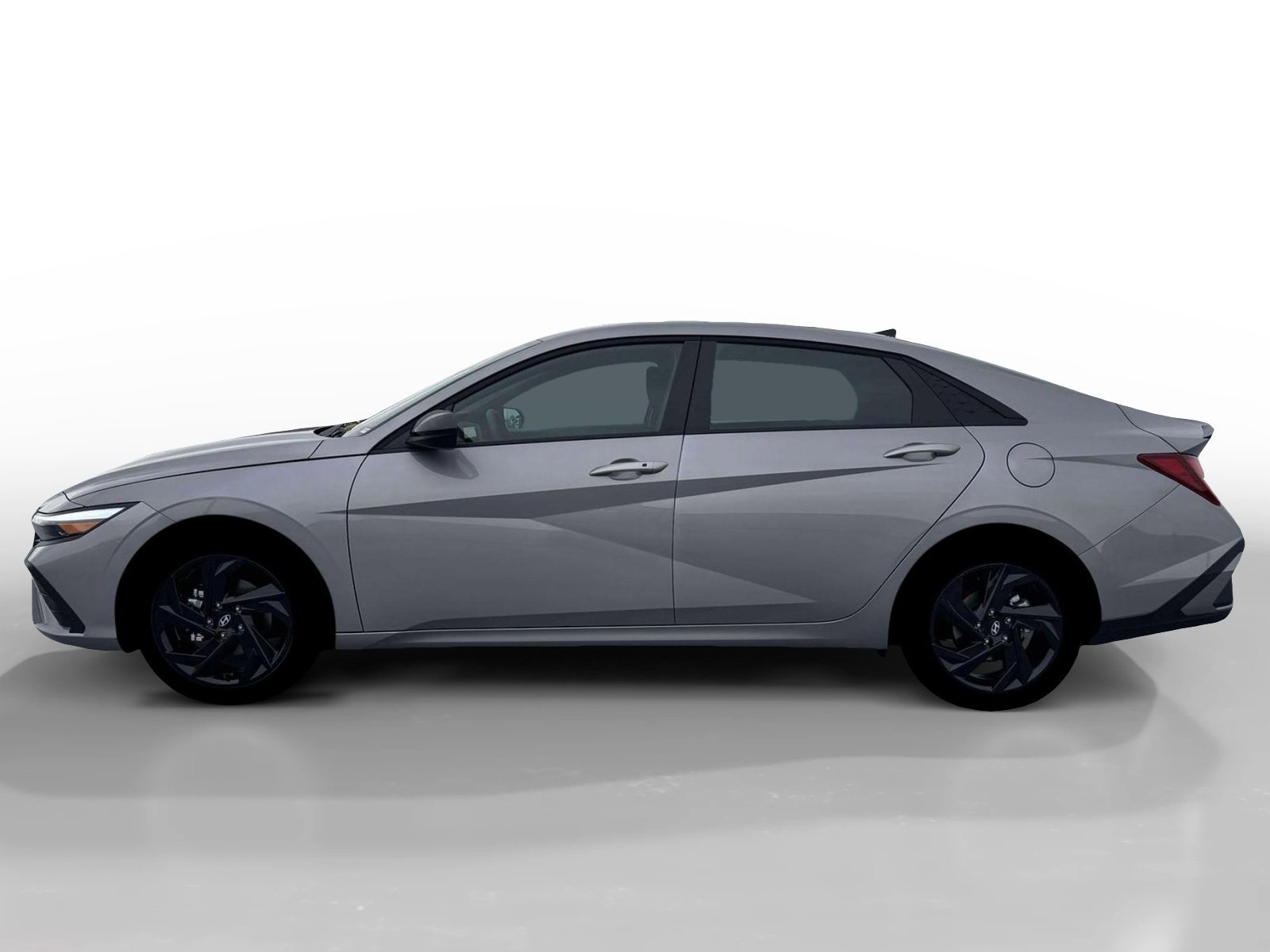 New 2026 Fluid Metal Hyundai SEL Sport image 3
