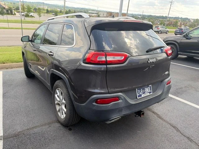 Used 2015 Jeep Cherokee Latitude with VIN 1C4PJLCS7FW596675 for sale in Morristown, TN