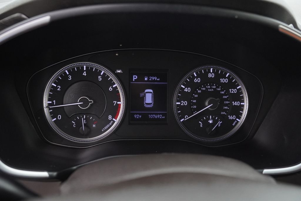 Certified Used 2020 Black Hyundai SE image 17