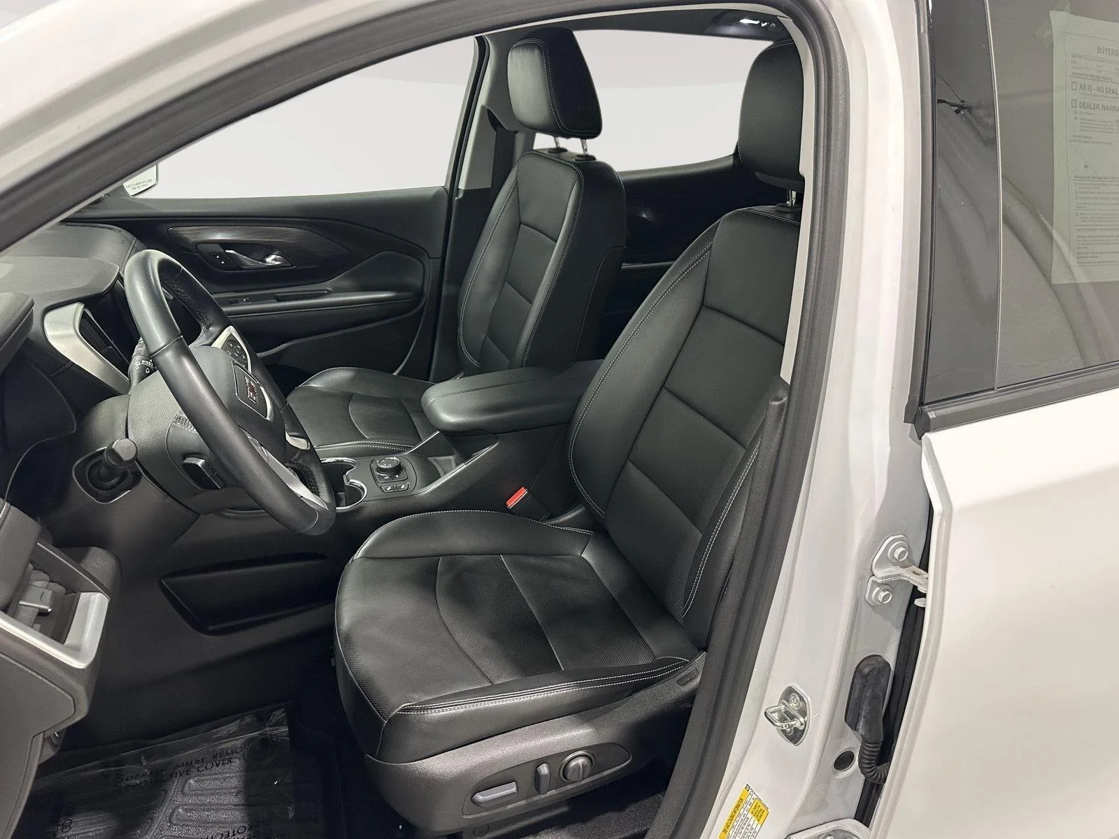 Used 2023 SUMMIT WHITE GMC SLT image 17