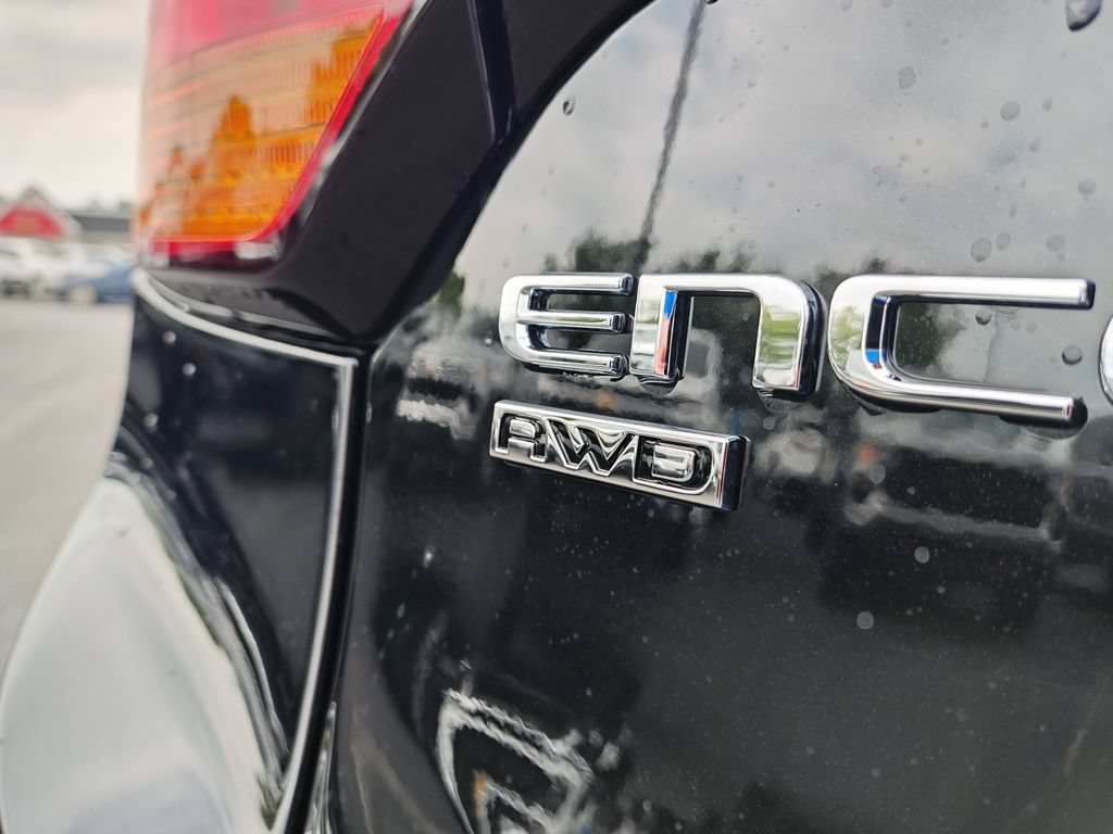 New 2026 Ebony Twilight Metallic Buick Preferred image 26