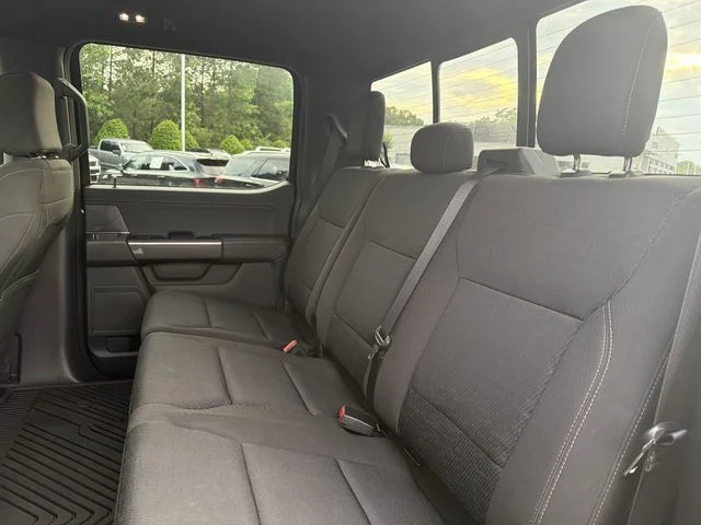 Used 2023 Black Ford XLT image 22
