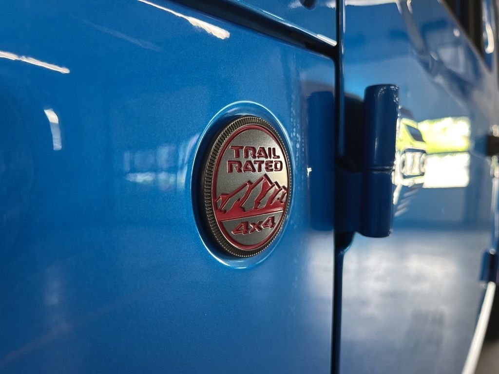 Used 2023 Blue Pearl Jeep Rubicon image 11